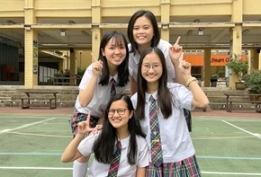 St. Paul’s Convent School, a partner school of the “Enriched IT Programme in Secondary Schools”, won the Best Presentation Award of the JUMPSTARTER IdeaPOP! 2021 Hong Kong Student Startup Competition (for Secondary School Students) (with photo)