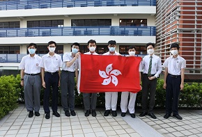 一位來自「中學資訊科技增潤計劃」伙伴學校香港培正中學資訊科技增潤班的同學在「2021國際大都會奧林匹克」資訊科技組比賽中奪得一面金牌（附圖）